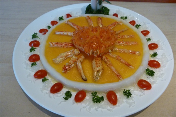 花雕芙蓉蒸帝王蟹 (鸡蛋糕)